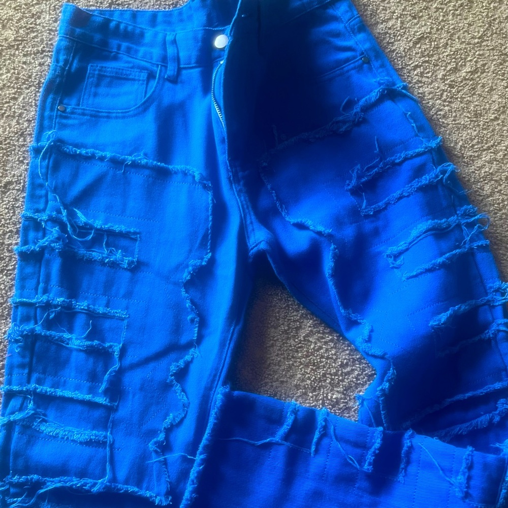 Men Blue Jeans SZ 32- New